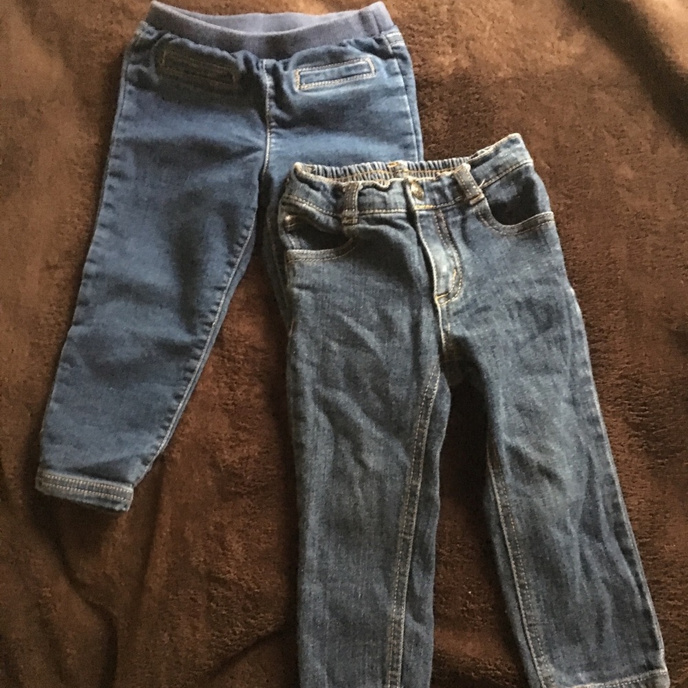 Two pairs of blue jeans 👖